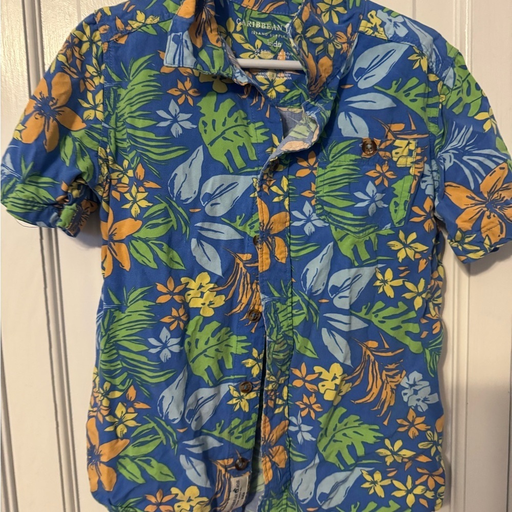 Set of Three Kids Polos! Green, Blue, & Hawaiin! Classic combo. Boys 6. - Picture 3 of 12